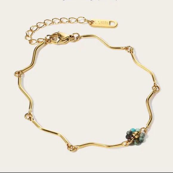 18K Plated Stainless Steel Bracelet - Picture 3 of 6